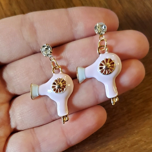 NWOT Hair Dryer Earrings - Picture 3 of 4